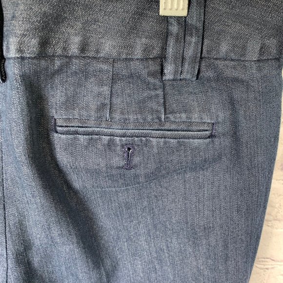 NWOT Loft Ann Taylor Denim Cuffed Capri Pants - Picture 4 of 4